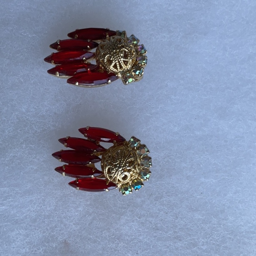 Red crystal earrings